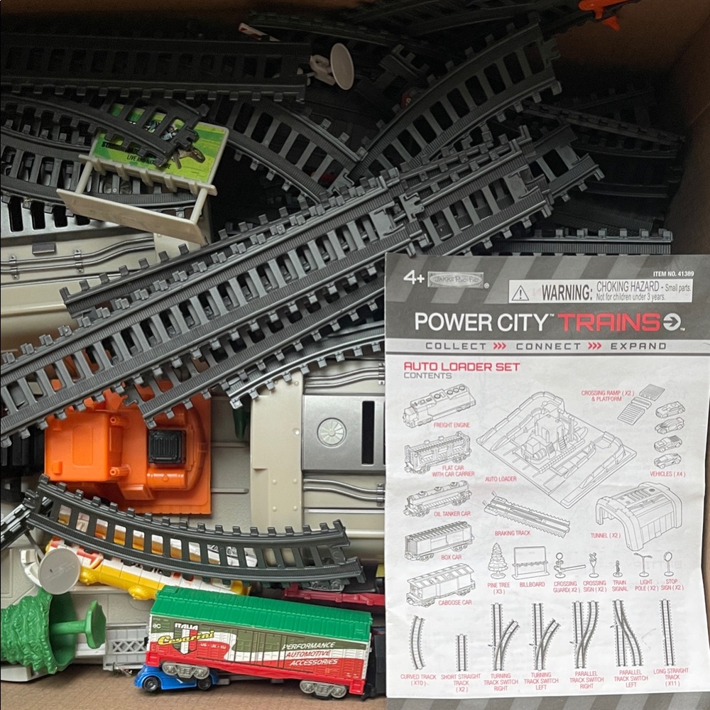 Jakks Pacific Power City Trains Auto Loader Set